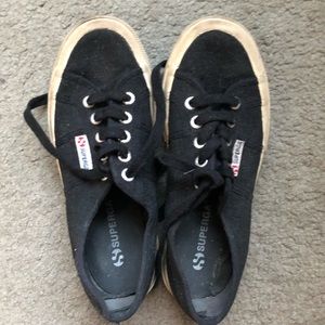 BLACK SUPERGA SIZE 6